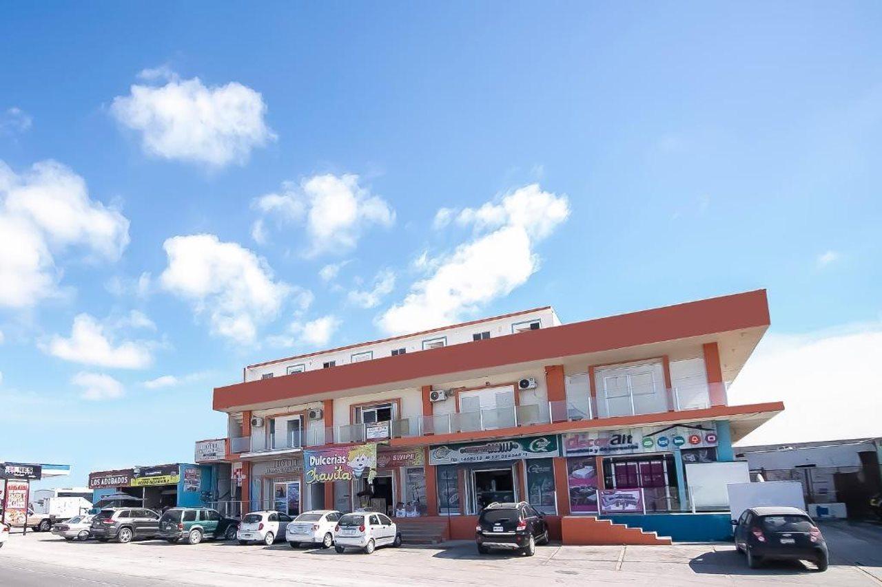 Oyo Hotel Plaza Las Torres, Cabo San Lucas Exterior foto